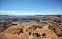 <p>Dead Horse Point is featured in the show as the backdrop for the park. Those sweeping shots that showcase the entire expanse of the park were filmed here, as were some of the most memorable shots with the ever-mysterious Man in Black.</p>