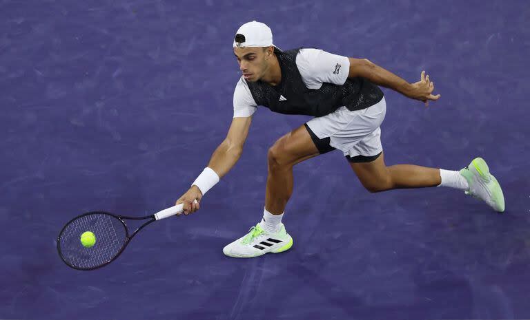 Francisco Cerúndolo avanzó a la tercera ronda del Miami Open