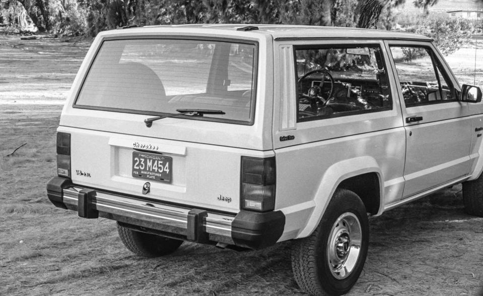 1984 Jeep Cherokee Photos