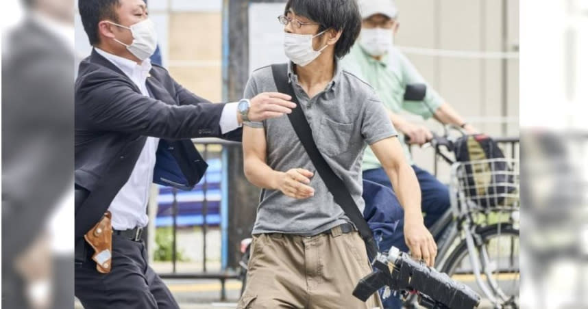 襲擊日本前首相安倍晉三的嫌犯山上徹也，已被警方逮捕。（圖／翻攝自Twitter）