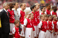 Reyes lines up alongside team-mates before the 2005 FA Cup final against fierce rivals Manchester United (Photo by Mike Egerton - EMPICS/PA Images via Getty Images)