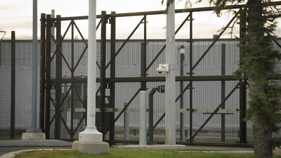 This photo shows the outside of the jail in Laval, Que., where some migrants have been detained for the Canada Border Services Agency.