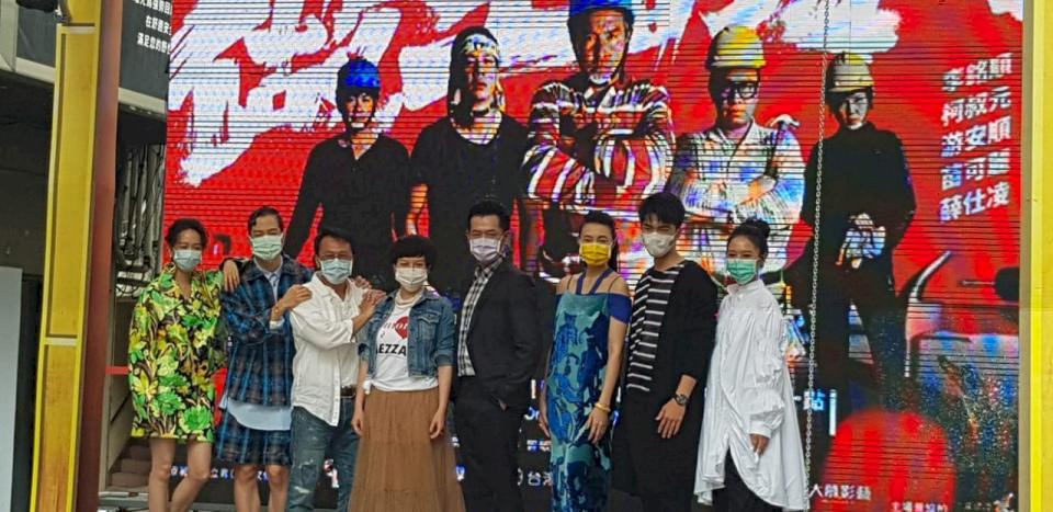 原創台灣影集「做工的人」團隊舉行造勢活動，期待全劇10日晚間9時在HBO頻道全球首播收視開紅盤。(江昭倫 攝)