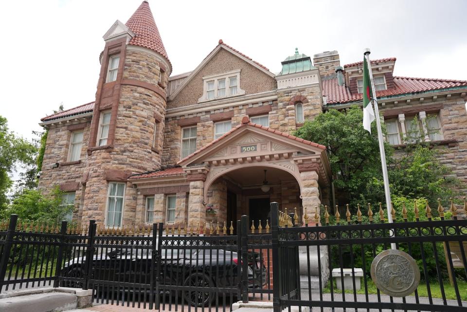 The Algerian Embassy in Ottawa. Several members of Canada's Kabyle community told Radio-Canada they've been summoned here, and to the Algerian Consulate.