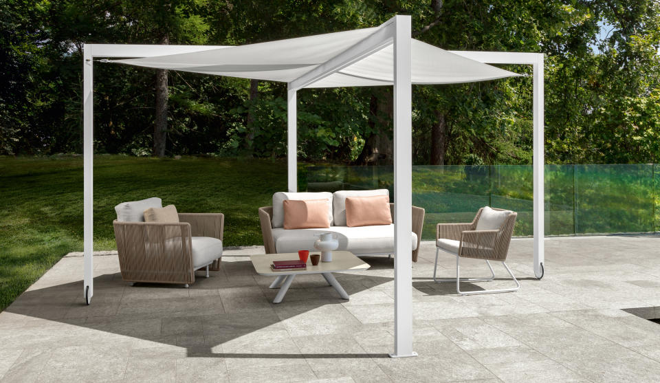 garden shade ideas with shade sail by Talenti