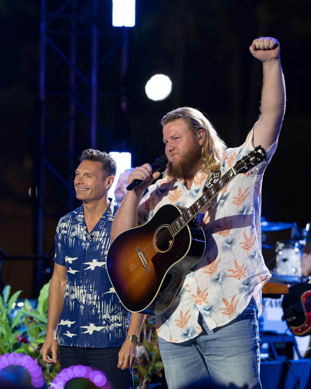 Will Moseley showed off a voice that's ready for a session in a recording studio as he performed soul singer Otis Redding's "(Sittin' On) The Dock Of The Bay."