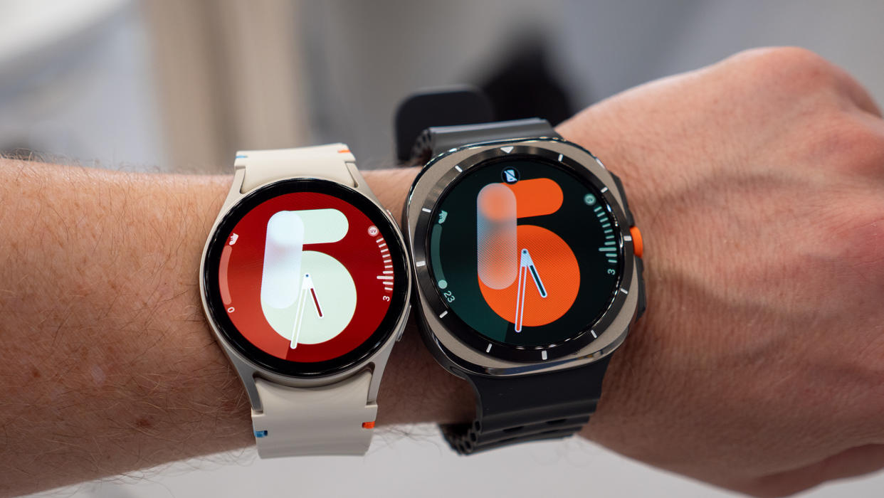  Comparing the Samsung Galaxy Watch 7 and Samsung Galaxy Watch Ultra. 