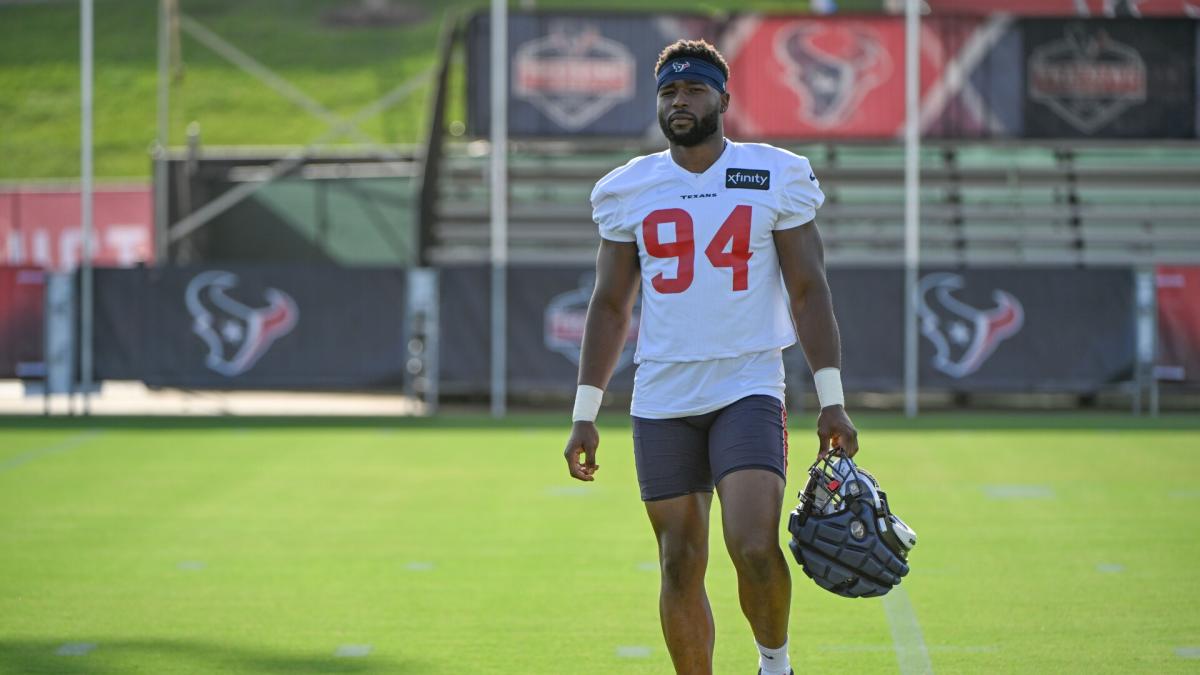 Texans DE Demone Harris retires, TE Nick Vannett signs contract - Battle  Red Blog