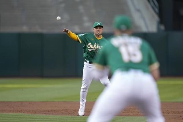 Rookie France shuts down A's and Tucker delivers go-ahead two-run double as  Astros win 3-1