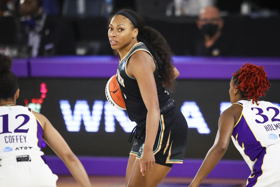 Betnijah Laney and the New York Liberty could upset the Phoenix Mercury in the first round after securing a playoff berth in the final hours of the regular season. (Meg Oliphant/Getty Images)