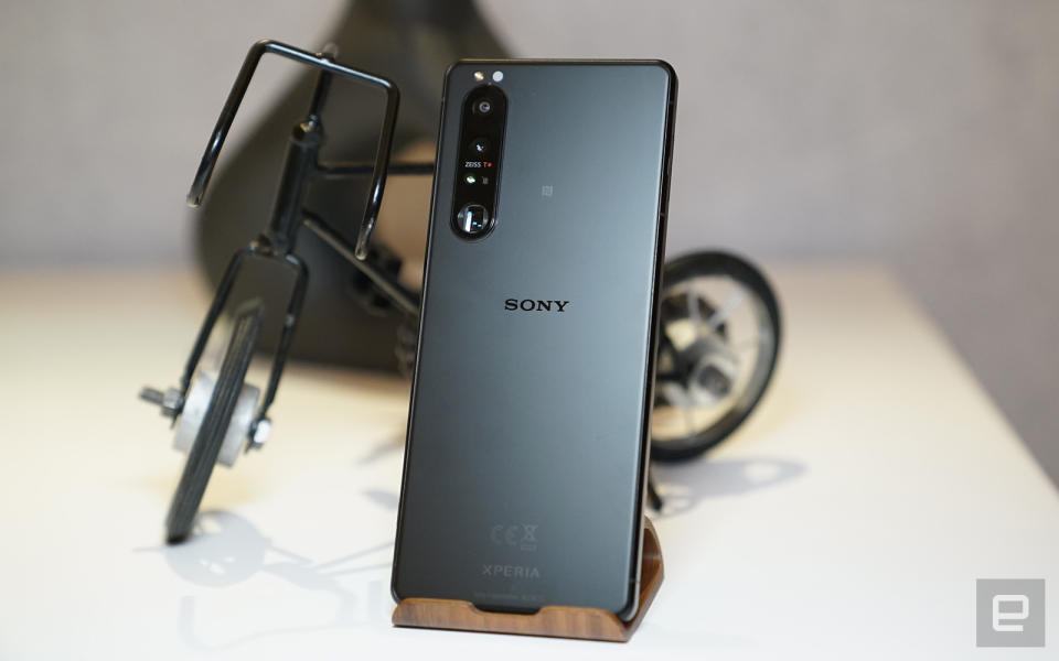 <p>Sony Xperia 1 III 香港動手玩</p>
