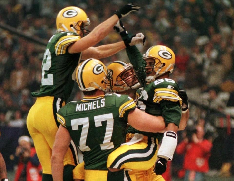 John Michels didn't start Super Bowl XXXI, but he was able to celebrate the victory with his Packers teammates. (Reuters)