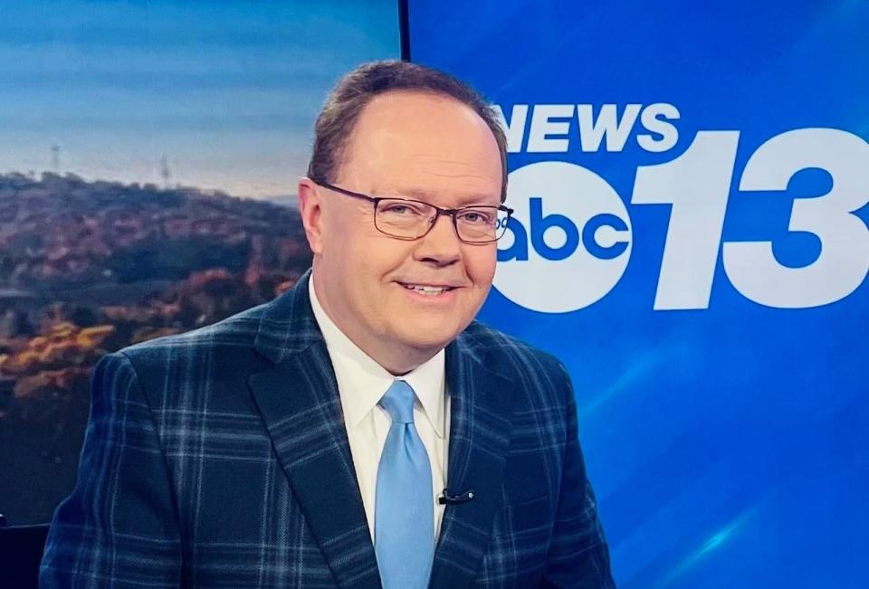WLOS news anchor Jay Siltzer announced he is retiring at the end of May.