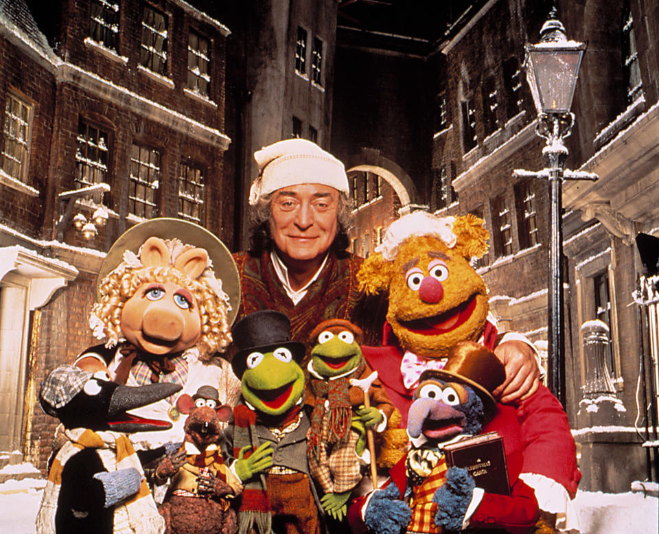 the cast of the muppet christmas carol