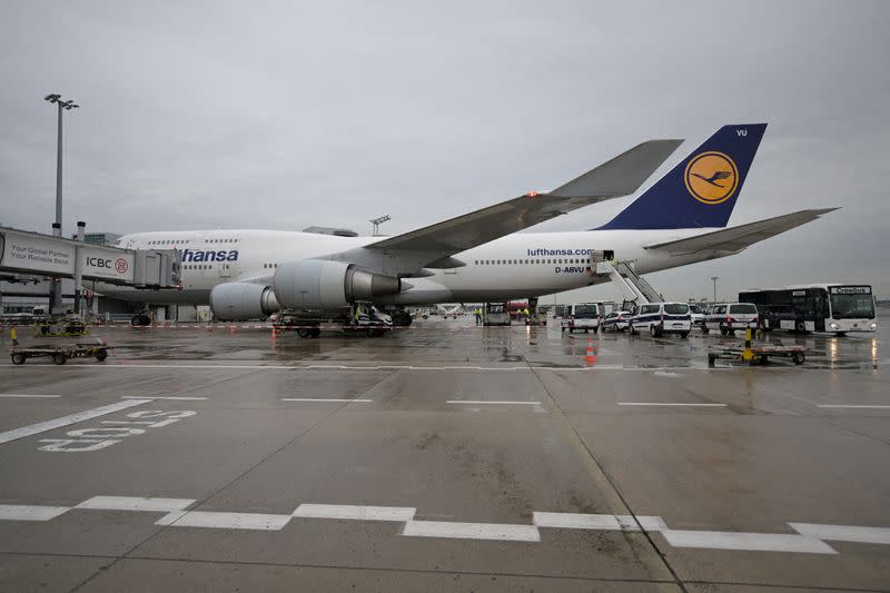 FILE PHOTO: Germans return from Israel to Germany