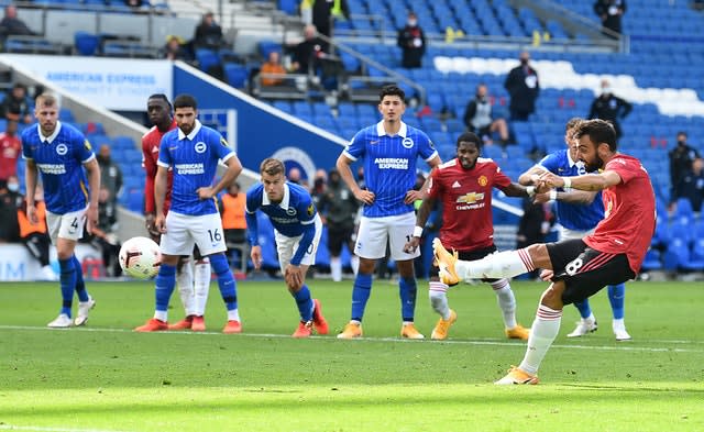 Manchester United’s Bruno Fernandes scores the winner