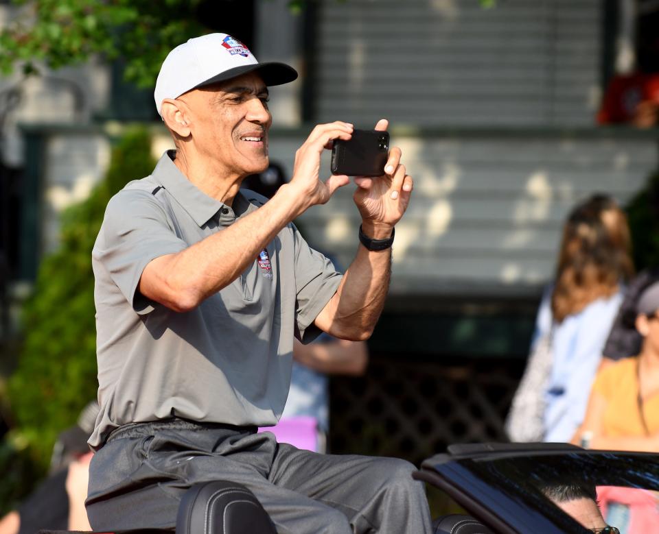 The Canton Repository Grand ParadeReturning Hall of Famer Tony Dungy