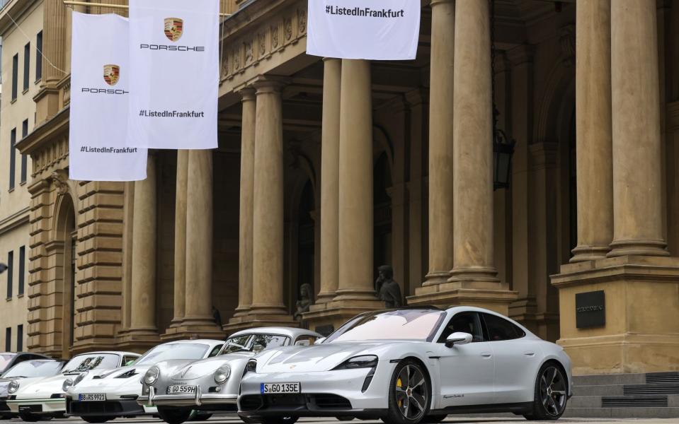 Porsche listing IPO Frankfurt - Alex Kraus/Bloomberg