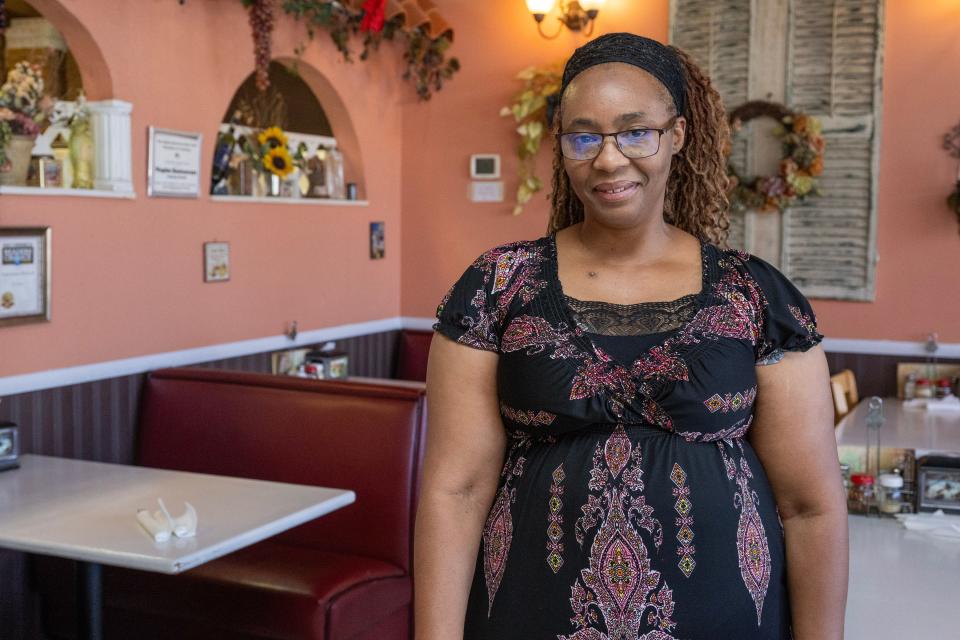 Owner Jacqueline Barrett of GG & Barrett Enterprise Corp., moved from New York to run Naples Italian Restaurant in Leesburg.