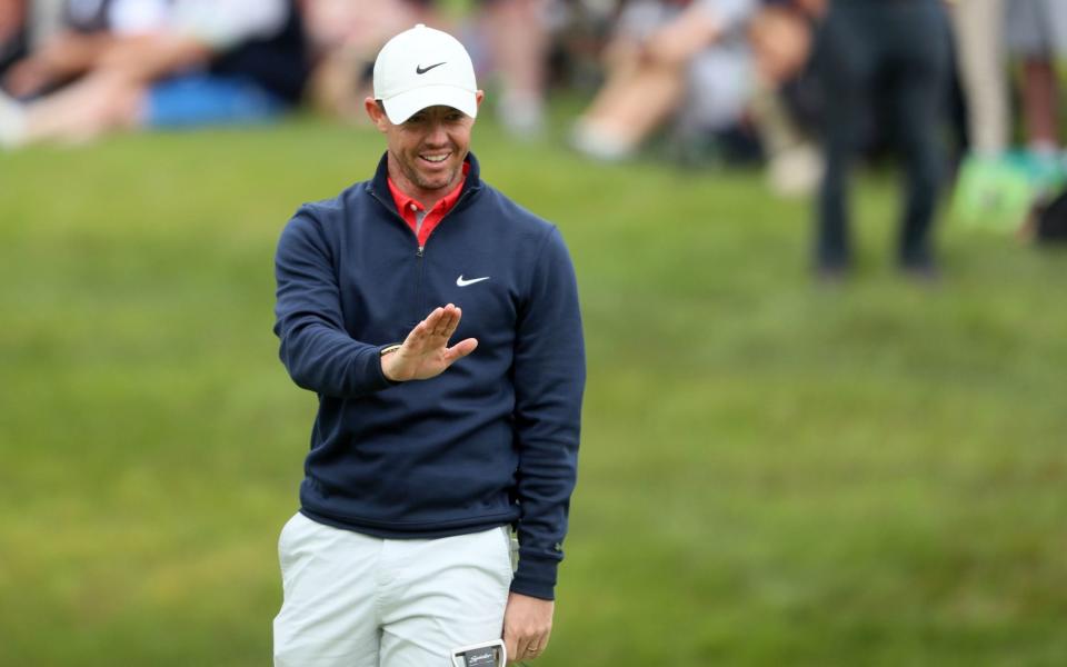 Rory McIlroy bounces back from mediocre start to make cut at Irish Open - Brian Lawless /PA