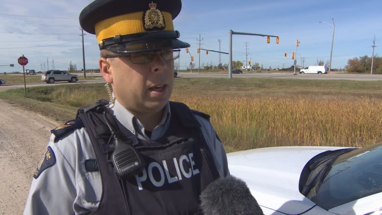 'I don't understand what people are thinking': 6 dead in 1 weekend on Manitoba highways