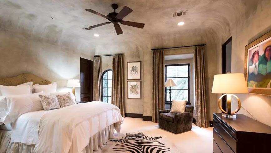 Each bedroom has a roof fan and floor to ceiling windows, making them bright and spacious looking.