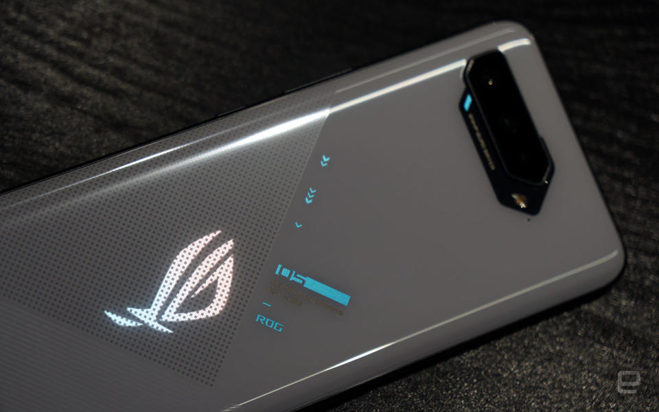 <p>ASUS ROG Phone 5</p>
