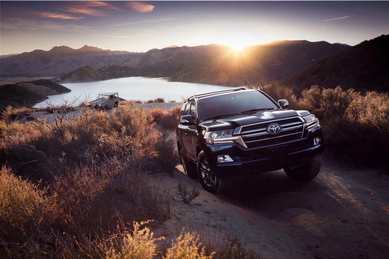 2020 Toyota Land Cruiser Wagon