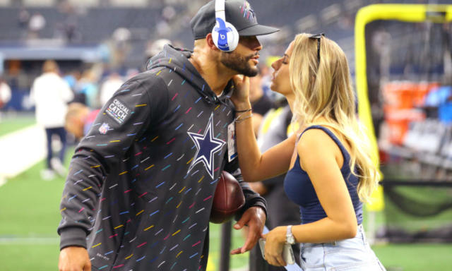 Dak Prescott's Girlfriend's Gameday Outfit Went Viral Yesterday