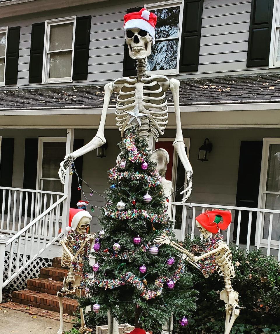 TracyGilbert_SkeletonChristmas