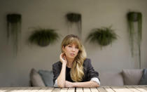 Former actress Jennette McCurdy, author of the memoir "I'm Glad My Mom Died," poses for a portrait, Thursday, July 28, 2022, in Los Angeles. (AP Photo/Chris Pizzello)