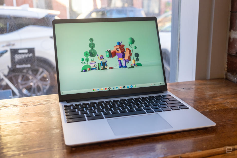 <p>Photos of Framework's first modular and repairable Chromebook.</p>
