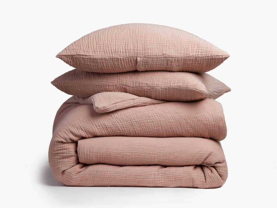 <p><a href="https://go.redirectingat.com?id=74968X1596630&url=https%3A%2F%2Fwww.parachutehome.com%2Fproducts%2Forganic-cloud-cotton-duvet-cover-set-1&sref=https%3A%2F%2Fwww.womenshealthmag.com%2Flife%2Fg60113054%2Finternational-womens-day-deals-march-2024%2F" rel="nofollow noopener" target="_blank" data-ylk="slk:Shop Now;elm:context_link;itc:0;sec:content-canvas" class="link ">Shop Now</a></p><p>Organic Cloud Cotton Duvet Cover Set</p><p>parachutehome.com</p><p>$209.00</p><span class="copyright">Parachute</span>