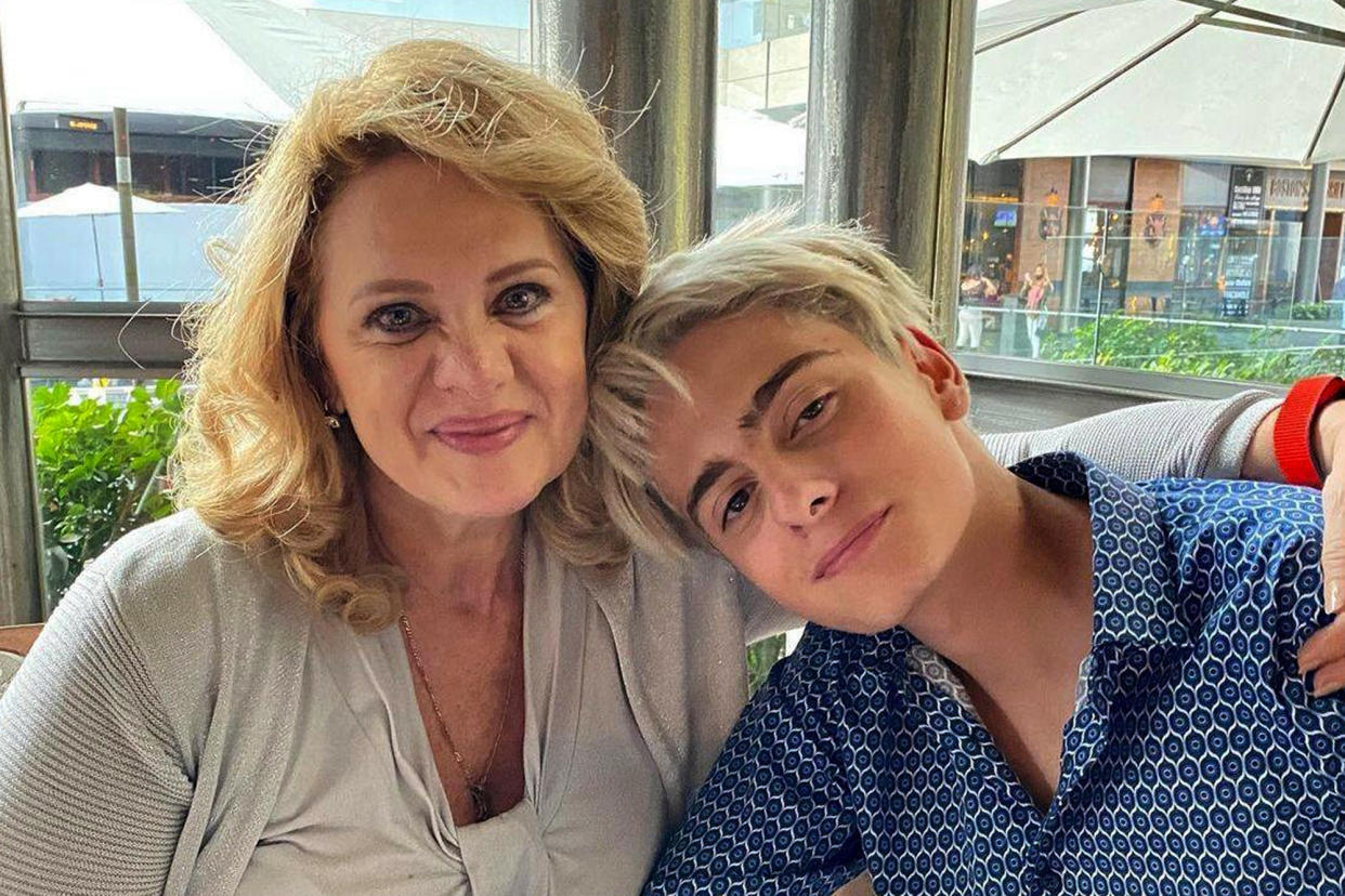 Erika Buenfil con Nicolás Buenfil / Agencia México