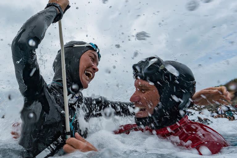 Alessia Zecchini y Stephan Keenan se sumergieron en el deporte de apnea para lograr superar el récord mundial