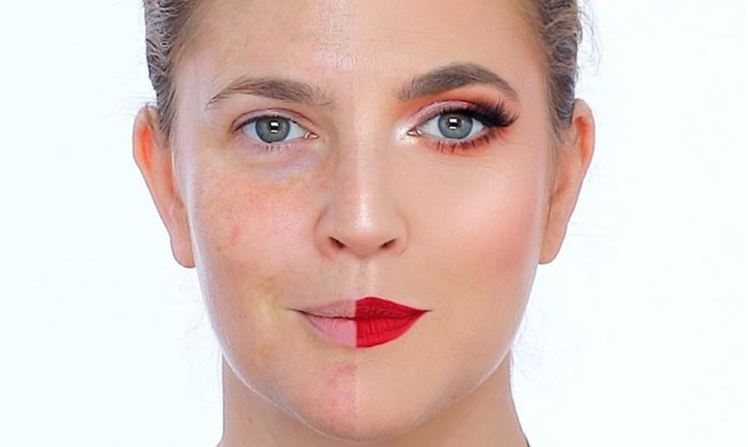 Ligner Livlig klo Drew Barrymore stars in powerful makeup tutorial