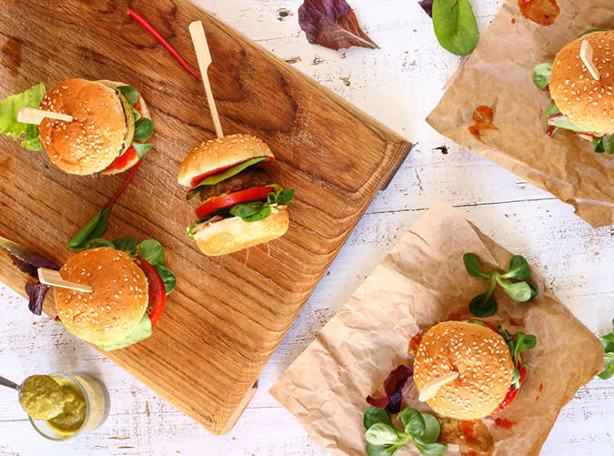 Sweet Chili Pesto Burger Sliders