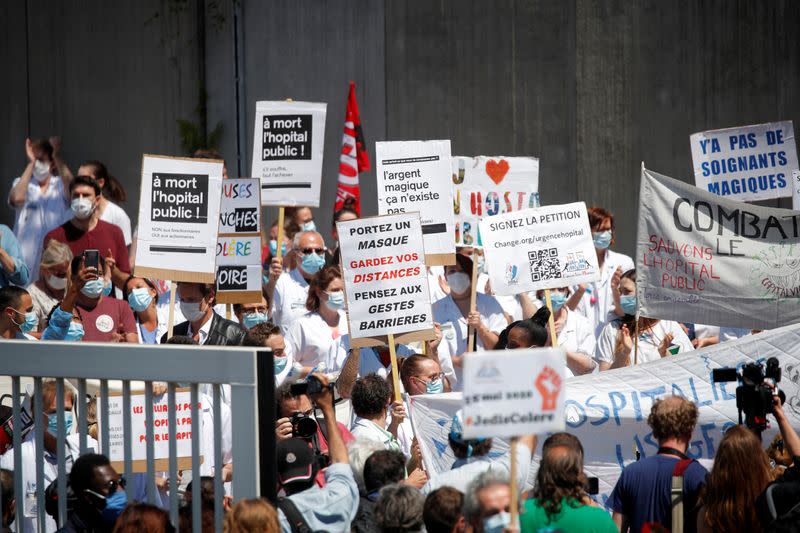 Demonstration in front of Robert Debre hospital in Paris