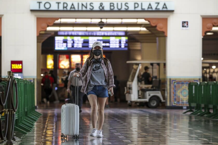 Los Angeles, CA - July 12: With California suffering through another intense coronavirus wave, the stunning proliferation of the BA.5 subvariant is becoming a growing focus of scientific scrutiny, with experts saying it may replicate itself far more effectively than earlier versions of Omicron. Some commuter choose to use at Union Station on Tuesday, July 12, 2022 in Los Angeles, CA. (Irfan Khan / Los Angeles Times)