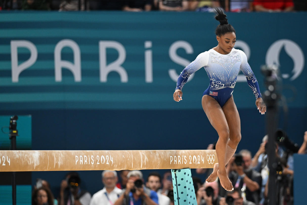 Paris Olympics Simone Biles stumbles on balance beam, fails to medal