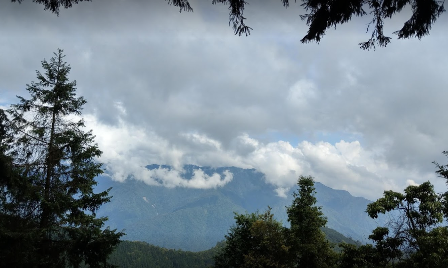 在攀登大雪山時不慎墜落深谷的男子，遺體終於被找到。（圖／翻攝自Google Map）