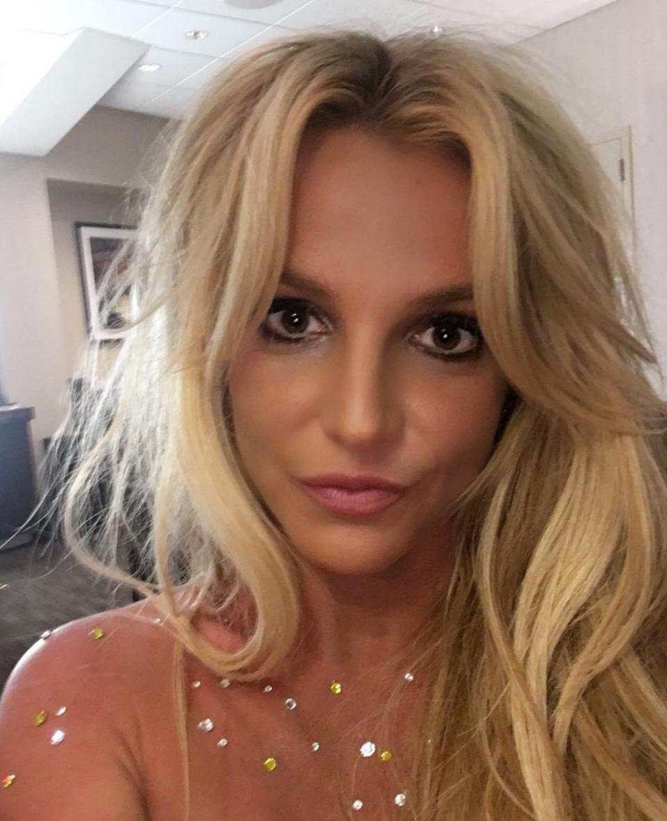 Britney Spears thanked her fans and MTV for an “unforgettable night” at the end of the ceremony.