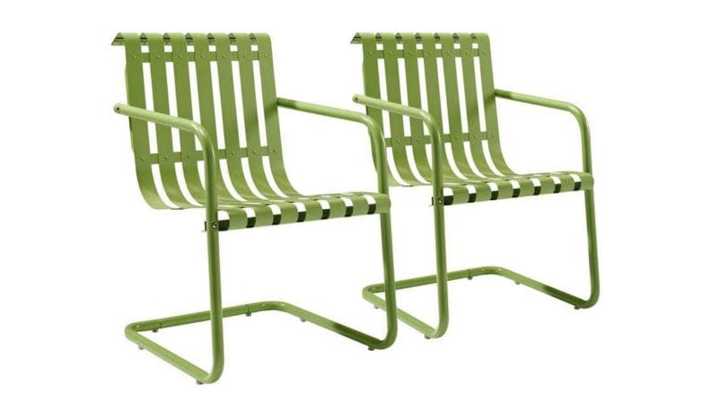 We love the vibrant green color of these chairs!