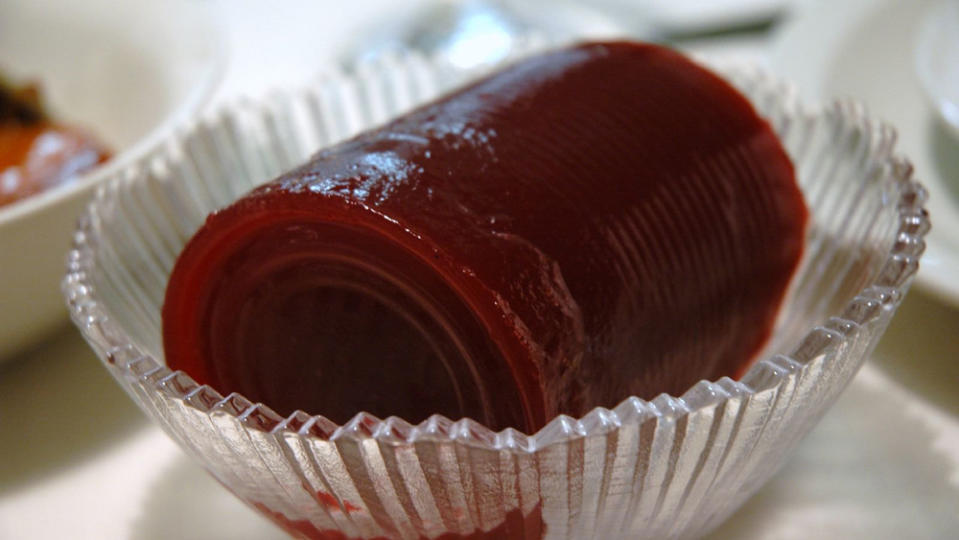 cranberry-jelly-can-gene-han - Credit: Photo: courtesy Gene Han/Flickr Creative Commons