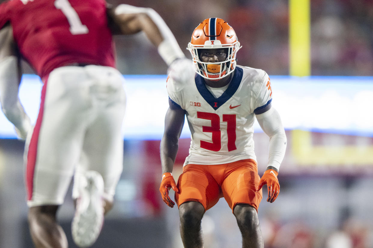 Illinois' Devon Witherspoon is part of a standout cornerback class in the 2023 NFL Draft. (AP Photo/Doug McSchooler)