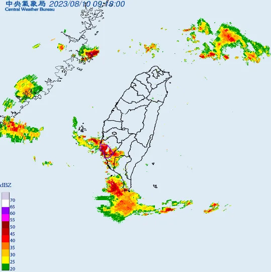 氣象局對台南市、高雄市發布大雷雨即時訊息。   圖：取自中央氣象局