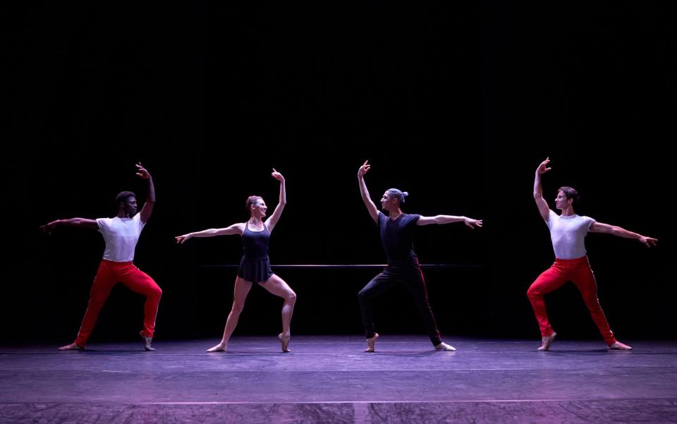 William Forsythe's The Barre Project, a new work available online from Sadler's Wells - Geovanny Santillan