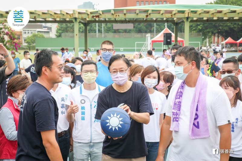 ▲國民黨桃園市長參選人張善政爭議不斷，現再被爆出抄襲，引發論戰。（圖／翻攝自張善政臉書）