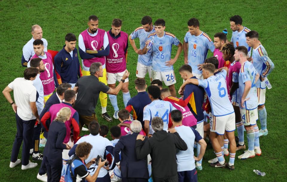 Luis Enrique addresses his players before their shootout against Morocco (Getty Images)