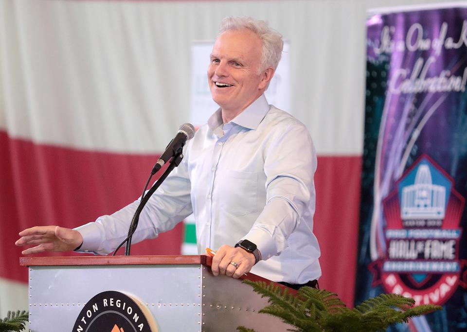 David Neeleman, founder and CEO of Breeze Airways, spoke at the annual Canton Regional Chamber of Commerce meeting last fall.